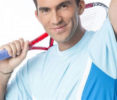 Please note that you can change the channels yourself. FOTO: Horia Tecău, noul ambasador Head & Shoulders - Tenis ...