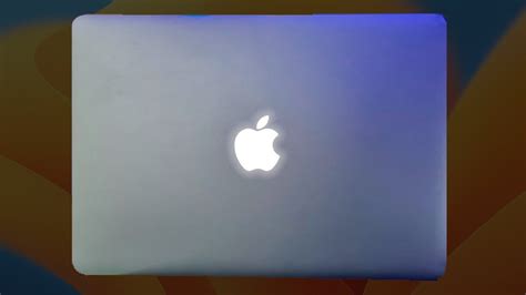Why The Macbooks Illuminated Apple Logo Was Removed Youtube
