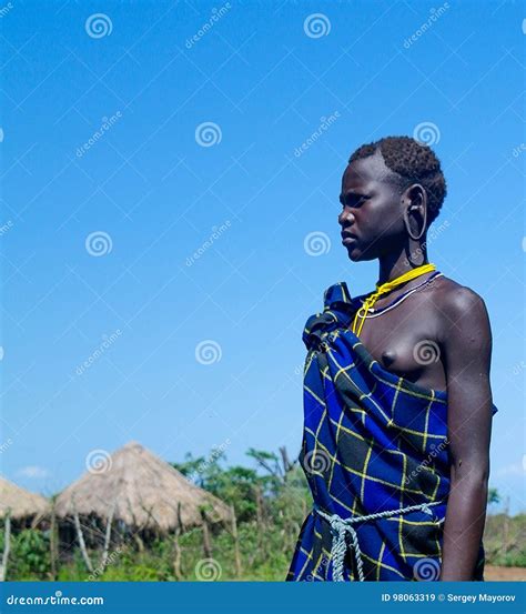 Mursi Tribe Woman At Omo Valley Ethiopia Editorial Stock Image Image Of Black Africa 98063319