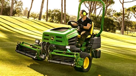 Commercial Lawn Mowers And Grounds Care John Deere Uk And Ie
