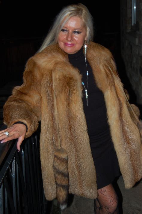 Pin By Furlover Voin On Fur Barynya Fur Coats Women Fur Fashion