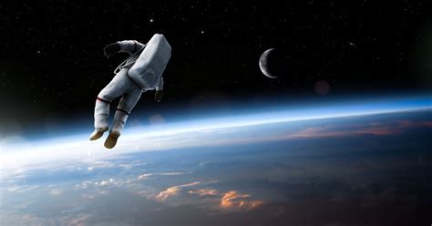 What Would Happen To An Astronaut Who Floated Away In Space Huffpost Uk