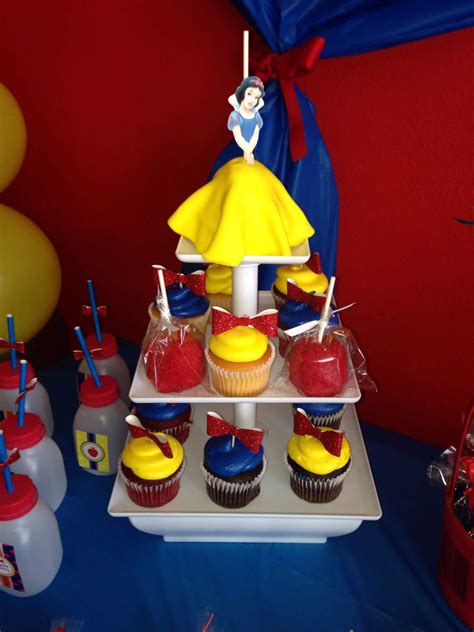 Snow White Birthday Party Ideas Photo 15 Of 30 Catch My Party
