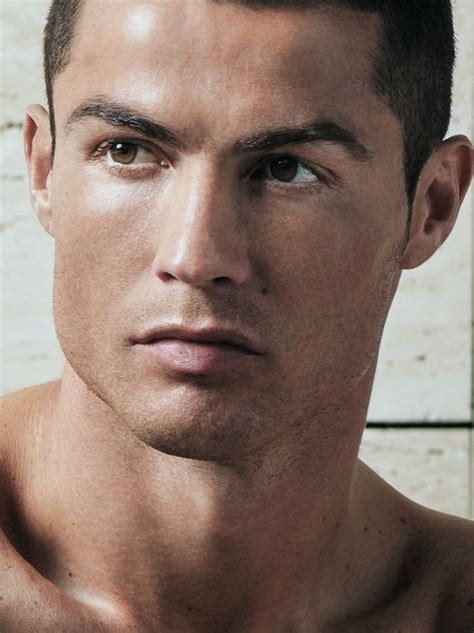 Here he is with a haircut that has. 🔹CR7🔹 | Cristiano ronaldo haircut, Christiano ronaldo, Ronaldo
