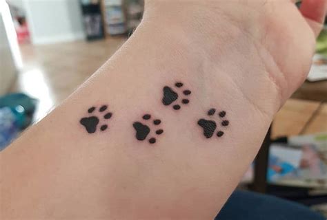 Details Meaningful Paw Print Tattoo Best In Cdgdbentre