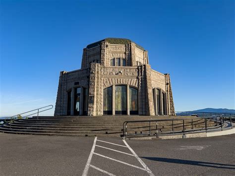 16 Tips To Help You Prepare For Your Visit To Multnomah Falls Photo