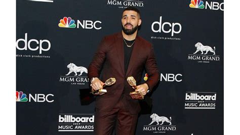 Drake Drops Two New Singles Via Soundcloud 8days