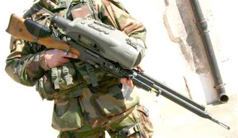 It is designed for shooting at point targets at distances up to 800 metres. recherche Lunette pou FR-F2 - Sniperland