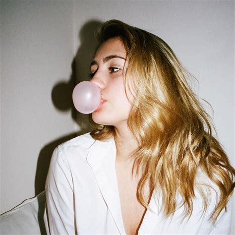 Lia Marie Johnson Sexy 7 Photos Thefappening