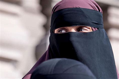 Burka Verbot Brauchen Wir Das In Deutschland Brigittede
