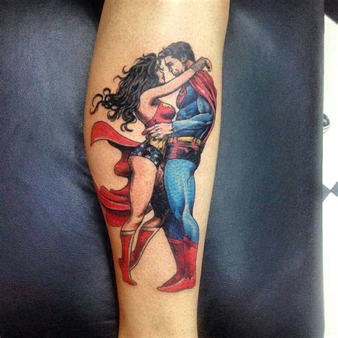 Wonderwoman symbol with beautyfull aqua colors around it. Wonder Woman and Superman in love | Superman tattoos ...