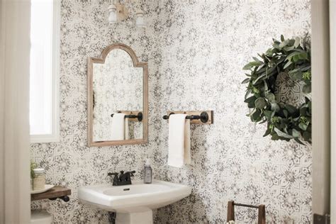 Decorative Modern Wallpaper for Modern Bathroom - Live Enhanced