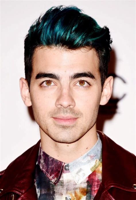 Diya sareen singing blue hair in the kid kat cabaret show! Pin by Nikhil Singh on hairstyles | Joe jonas, Jonas, Hair ...