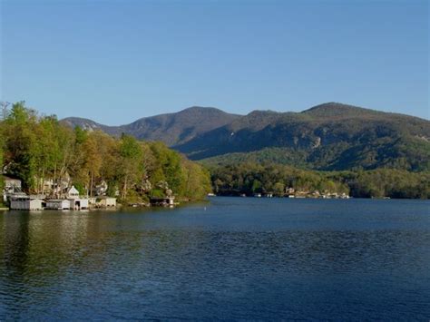 There are 94 pet friendly hotels in lake lure. the-view.jpg
