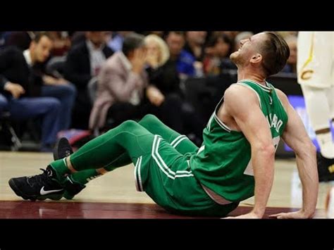 1 scratch your face/leg/hand/hair 2 break your arm/eye/knee/ankle 3 bruise your eye/spine/eyebrow/cheek 4 sprain your ankle/wrist/ear/finger 5 burn task 7. Gordon Hayward - Broke A Leg (Terrible Injury ) 2017 NBA ...