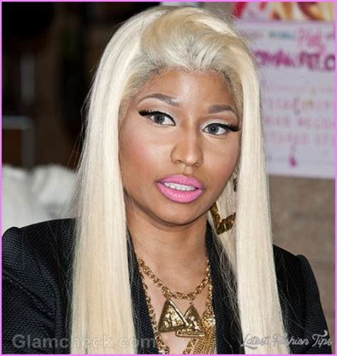 Nicki Minaj Hairstyles And Best Beauty Looks