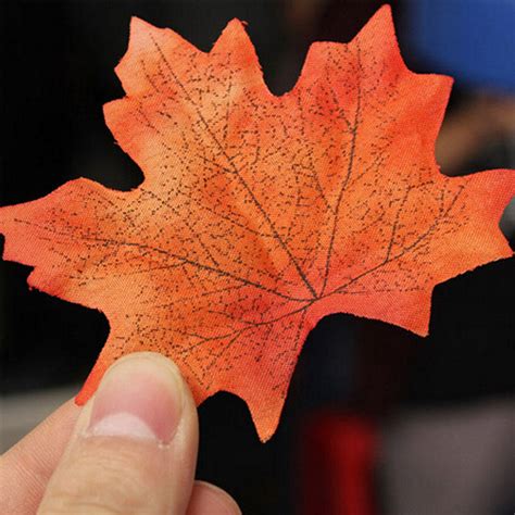 Cheap 100pcs Fall Silk Leaves Wedding Favor Autumn Maple Leaf