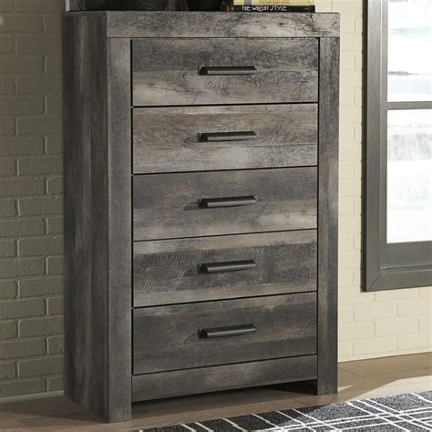 Signature Design By Ashley Wynnlow 5 Drawer Chest In Gray Nebraska