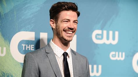 The Flash Actor Grant Gustin Responds To Body Shaming Comments On A