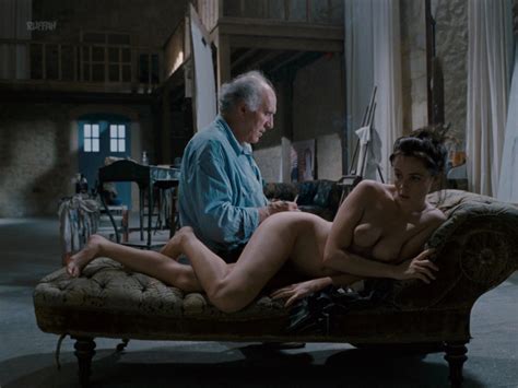 Mash Nude Scene Telegraph