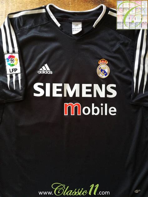 Classic Football Shirts Real Madrid - 2004/05 Real Madrid Away La Liga Football Shirt / Retro Adidas Jersey