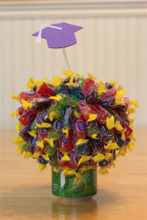 Make a graduation cap gift box that is perfect for holding money, candy, or a gift card. Pin on Crafts