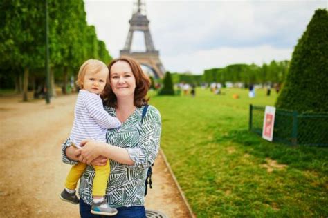 13 Differences Between A Normal Mom And A French Mom
