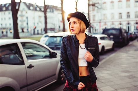 Wallpaper Women Outdoors Blonde Street Looking Away Car Hat Vehicle Leather Jackets
