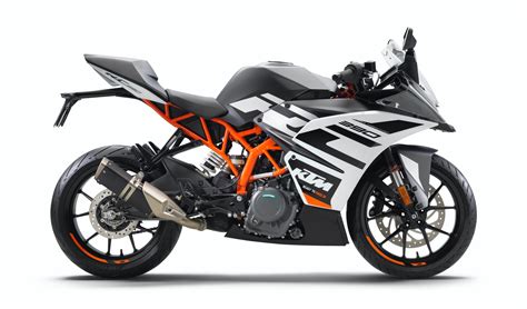 It was only recently when the 2019 ktm rc 390 was spotted testing, and this news gets everyone excited. KTM launches 390 Duke & RC 390 with BS6 engine & gets ...