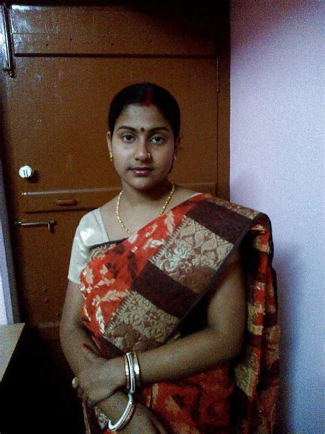 How To Get Details And Enjoy Exclusive Andhra Aunties Telugu Sex Photos Unseen 2015