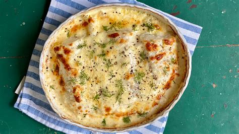 9 june 2021, 10:27 | updated: Melt-in-the-mouth creamy fennel and fish gratin