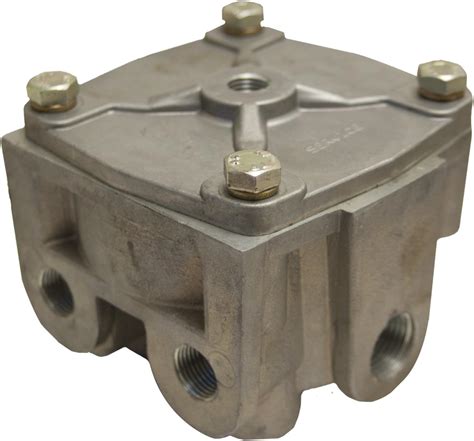 One Bendix Style R12 Horizontal Valve Trucktrailer Valve