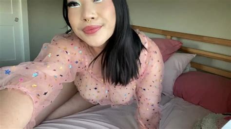 asian baddie twerks in g string xxx mobile porno videos and movies iporntv