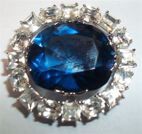 Hope Diamond Replica From Smithsonian Collection Can Be Found On