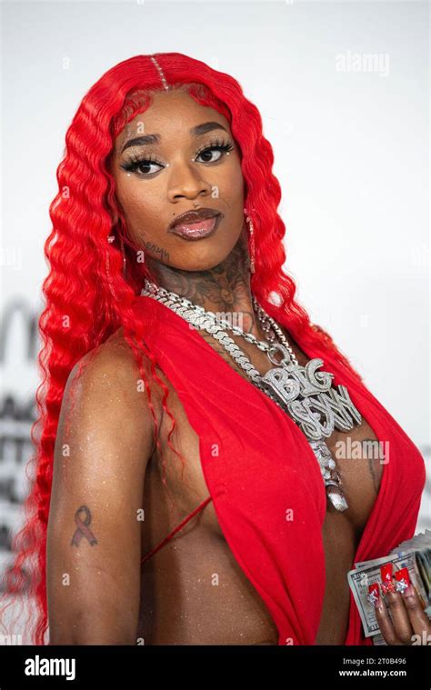 Atlanta United States 03rd Oct 2023 Sexyy Red Arrives At The Bet Hip Hop Awards On October 3