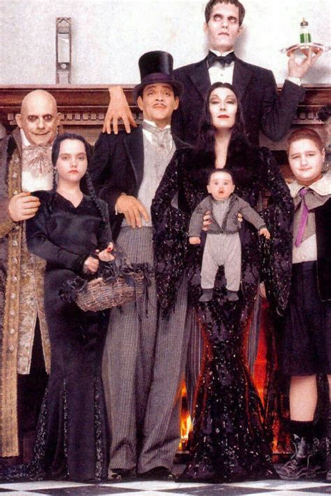 Pin De Jazmin Guillen Mtz En Família Addams Costume La Familia Addams