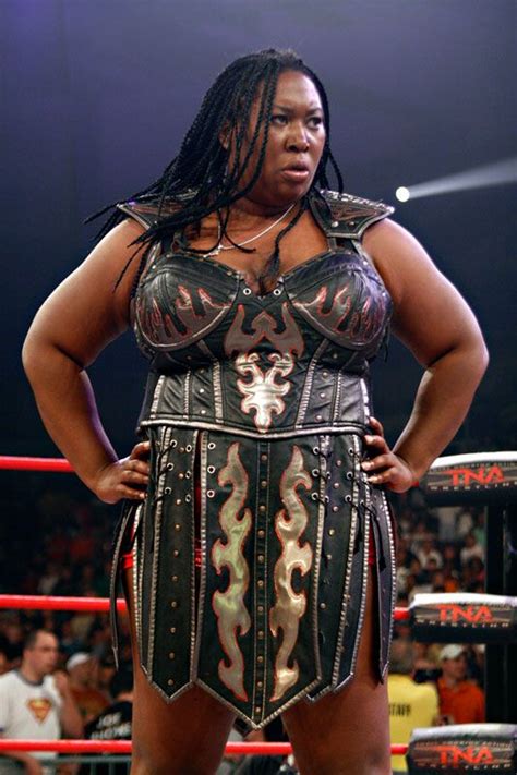 Wwe is behind the inflated size expectations of wrestlers in usa, though wcw shares the blame/credit. 54 best WWE Women Wrestlers images on Pinterest