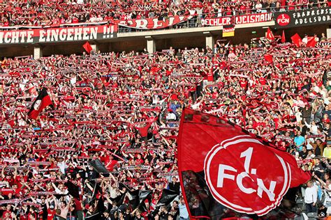 Visually build and optimize digital experiences on any tech stack. Nürnberg Fans in Berlin - 11FREUNDE BILDERWELT