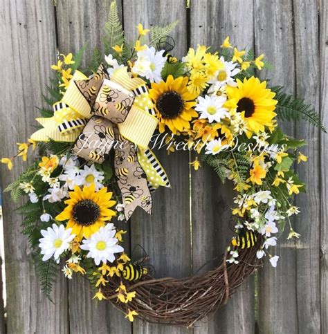 Pretty Sunflower Wreath Ideas For This Summer 47 Sunflower Wreath Diy