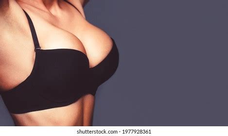Sexy Boob Close Breast Girl Presenting Foto De Stock