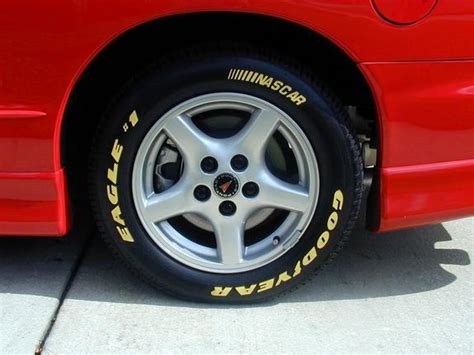 Eagle tires are designed with reinforced sidewalls for enhanced maneuverability. charlesvans 2000 Pontiac Firebird Specs, Photos ...