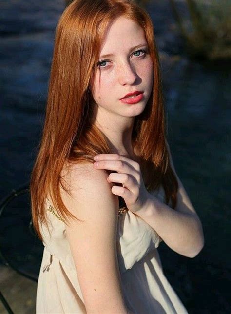 Pin By Pirate Cove On Ginger Snaps Beautiful Redhead Redheads Red