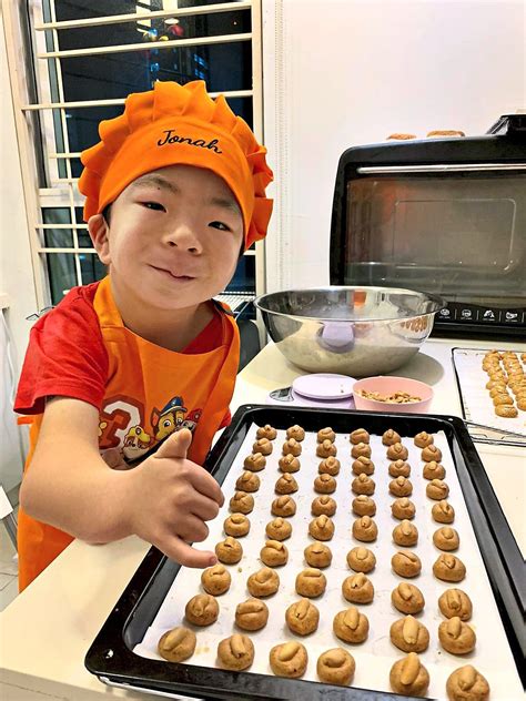 Six Year Old Baking Prodigy Seeks Help For Studies The Star