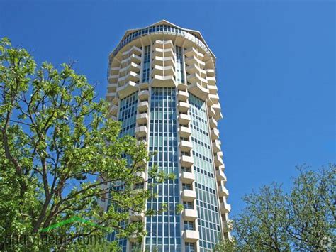 Founders Tower Apartments In Oklahoma City Ok