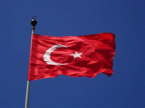 Dalgalanan Türk Bayrakları Türk Bayrakları