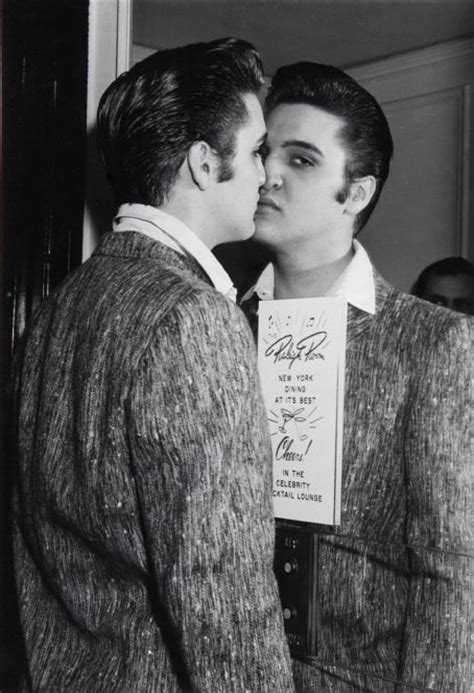 elvis presley elvis presley photo 8927186 fanpop