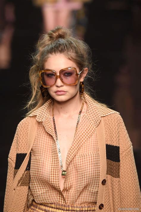 Gigi Hadid Shows Off Her Gorgeous Breasts On A Stage PlayCelebs Net