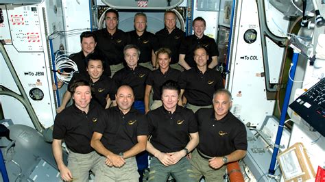 Combien D Astronautes Dans L Iss - 11 astronautes pour 6 chambres : mais où dort l'équipage de l'ISS