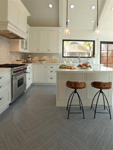 Popular white kitchen cabinets gleam with pizzazz, do you agree? Kitchen Flooring Ideas | HGTV