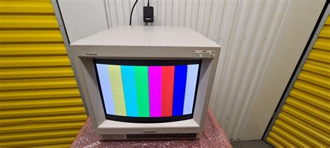 Sony Trinitron Pvm 14n5mde Video Colour Monitor In Excellent Condition